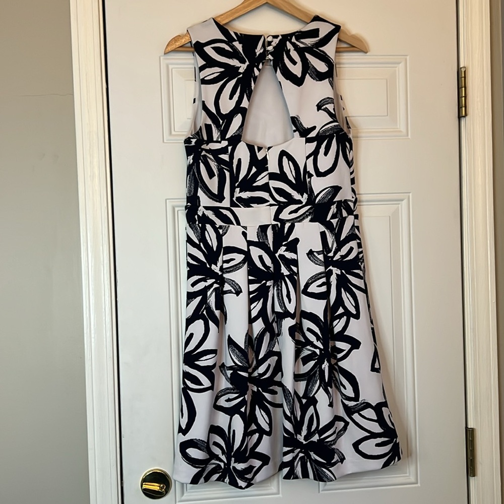 I.N.C Blue and White Summer Mini Sleeveless Daisy Dress - Picture 8 of 12